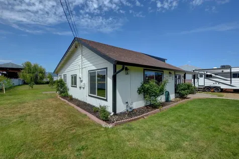 155 Reager Street Medford OR 97501