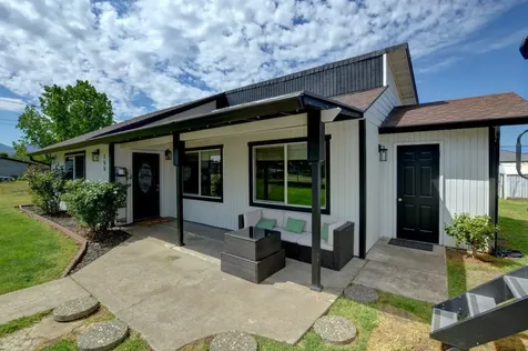 155 Reager Street Medford OR 97501