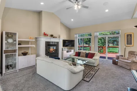 4405 SW Ben Hogan Drive Redmond OR 97756