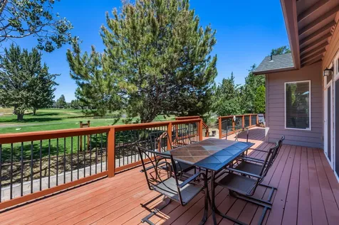 4405 SW Ben Hogan Drive Redmond OR 97756