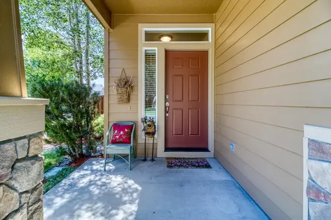 19430 Hollygrape Street Bend OR 97702