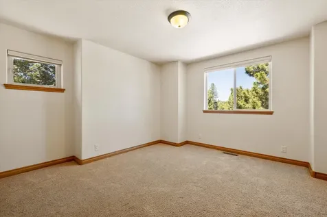 60604 Woodside Road Bend OR 97702