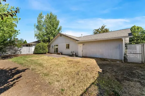 235 Garfield Street Medford OR 97501