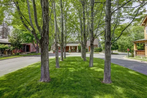 1850 NE Berg Way Bend OR 97701