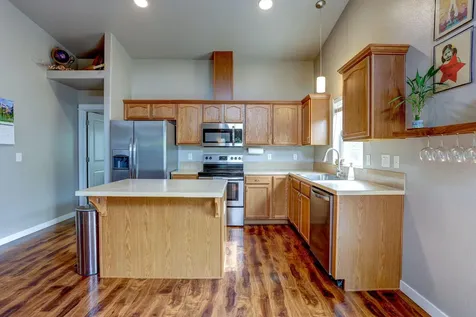 2883 NE Jackdaw Drive Bend OR 97701