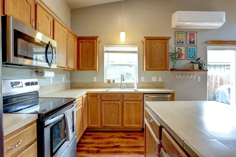 2883 NE Jackdaw Drive Bend OR 97701