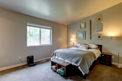 2883 NE Jackdaw Drive Bend OR 97701