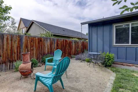 2883 NE Jackdaw Drive Bend OR 97701