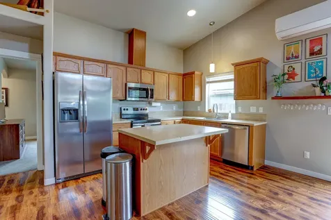 2883 NE Jackdaw Drive Bend OR 97701