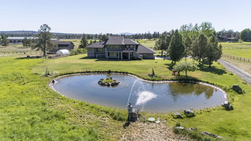 64840 Simon Road Bend OR 97703