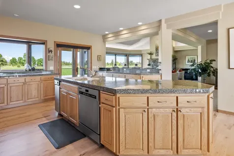 64840 Simon Road Bend OR 97703