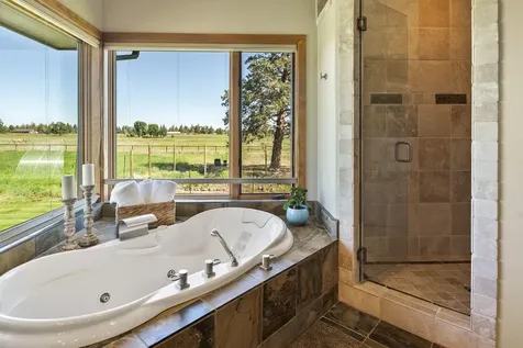 64840 Simon Road Bend OR 97703