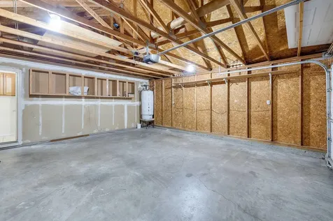 3027 SW Salmon Avenue Redmond OR 97756