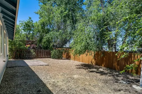 3027 SW Salmon Avenue Redmond OR 97756