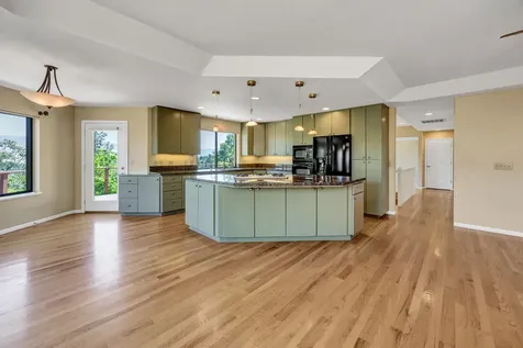 135 Scenic Drive Ashland OR 97520