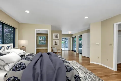 135 Scenic Drive Ashland OR 97520