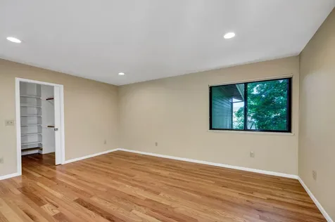135 Scenic Drive Ashland OR 97520