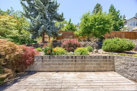 135 Scenic Drive Ashland OR 97520