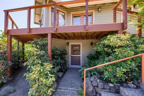 135 Scenic Drive Ashland OR 97520