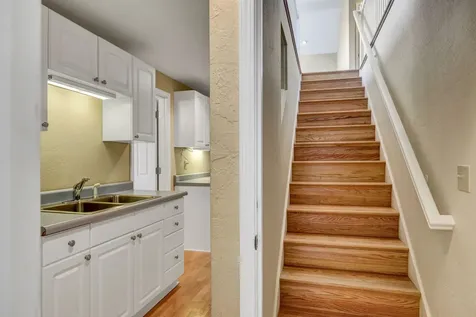 135 Scenic Drive Ashland OR 97520