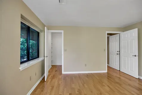 135 Scenic Drive Ashland OR 97520