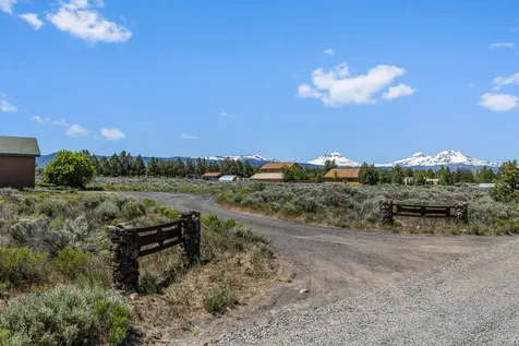 17571 Paladin Drive Bend OR 97703