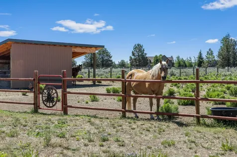 17571 Paladin Drive Bend OR 97703
