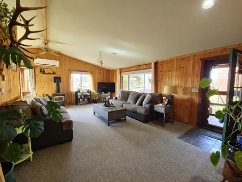 17571 Paladin Drive Bend OR 97703