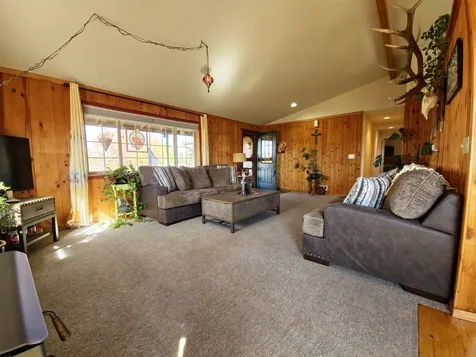 17571 Paladin Drive Bend OR 97703