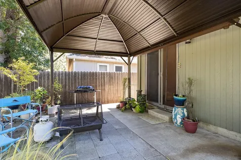 1005 Celtic Circle Shady Cove OR 97539