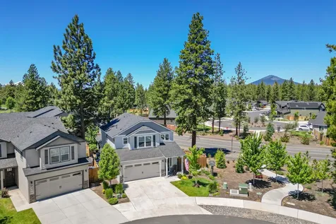 743 N Roundhouse Court Sisters OR 97759