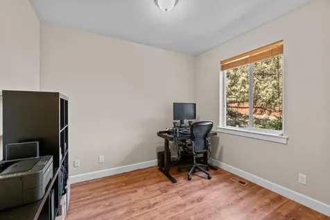 61031 Sky Harbor Drive Bend OR 97702