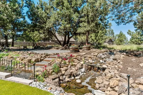 61031 Sky Harbor Drive Bend OR 97702