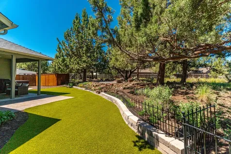 61031 Sky Harbor Drive Bend OR 97702