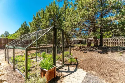 61031 Sky Harbor Drive Bend OR 97702