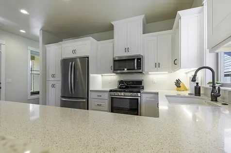 566 Windsong Way Medford OR 97504