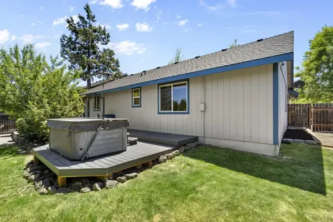 3046 NE Post Avenue Bend OR 97701