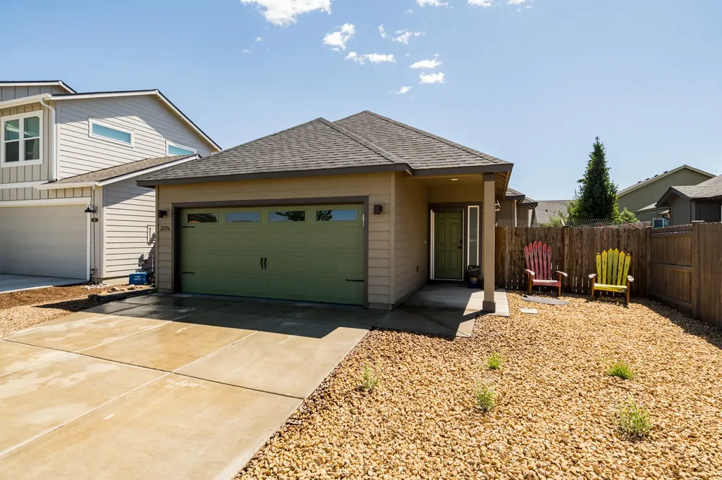 21196 SE Golden Market Lane Bend OR 97702