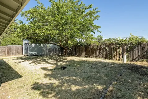 2701 Mcgrew Circle White City OR 97503