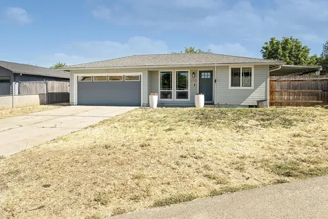 2701 Mcgrew Circle White City OR 97503