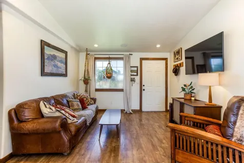 1736 SW 35th Street Redmond OR 97756