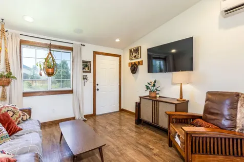 1736 SW 35th Street Redmond OR 97756