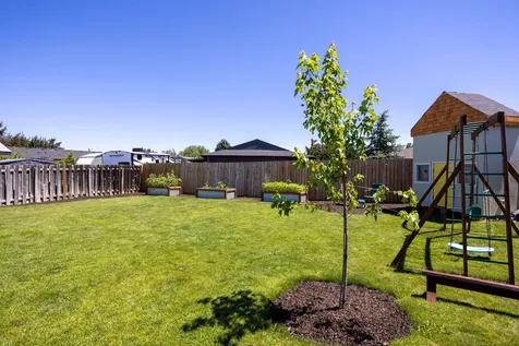 1736 SW 35th Street Redmond OR 97756