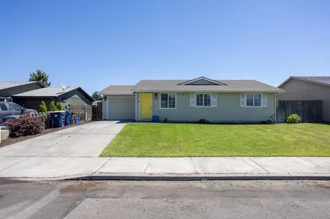 1736 SW 35th Street Redmond OR 97756