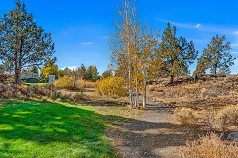20755 North Star Way Bend OR 97703