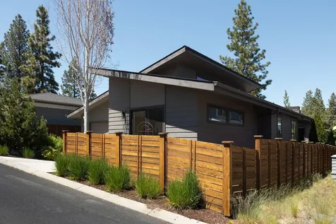 2343 NW Drouillard Avenue Bend OR 97703