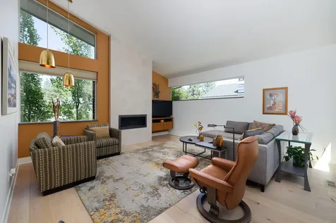 2343 NW Drouillard Avenue Bend OR 97703