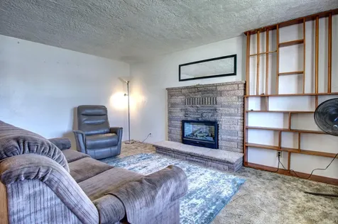 2864 Howard Avenue Medford OR 97501