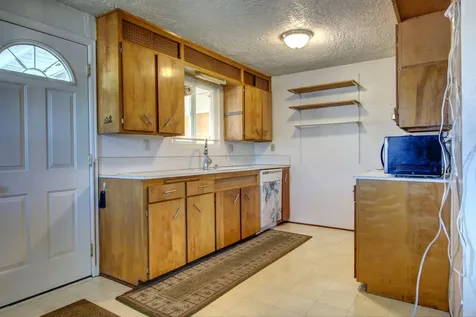 2864 Howard Avenue Medford OR 97501
