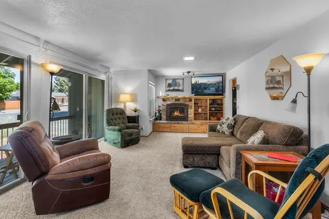 21093 Gardenia Avenue Bend OR 97702